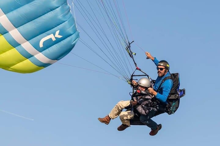 Paragliding in Nazaré: Tandem Flight Over Portugal’s Atlantic Cliffs photo 2