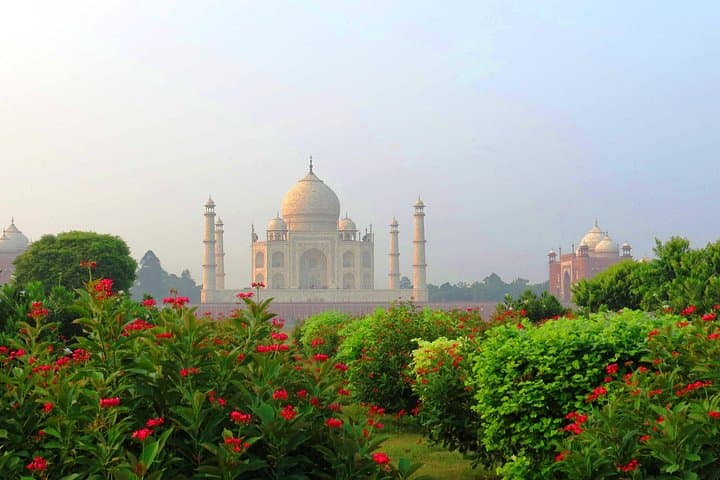 Sunrise at the Taj Mahal: Private All-Inclusive Day Trip from Delhi photo 2