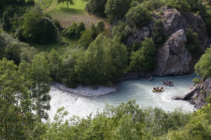 Classic Rafting the Dora Baltea: Arvier to Aymavilles Gorge Run photo 4