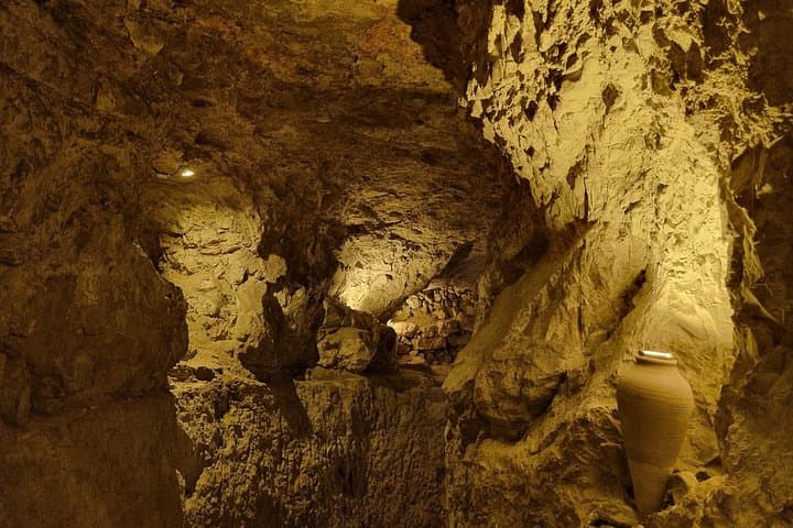 Explore the City of David: Private Guided Tour of Ancient Jerusalem photo 6