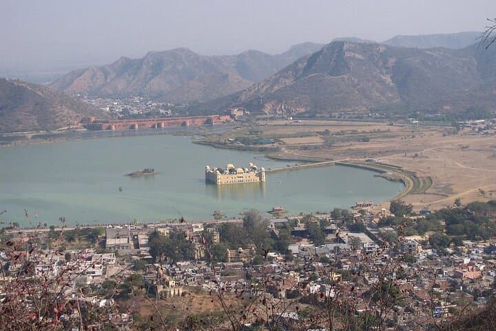 Private Jaipur Sightseeing Tour: Explore the Pink City's Palaces & Forts photo 2