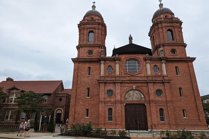 Asheville Scavenger Hunt Walking Tour — Self-Guided City Game & Historic Sights photo 2