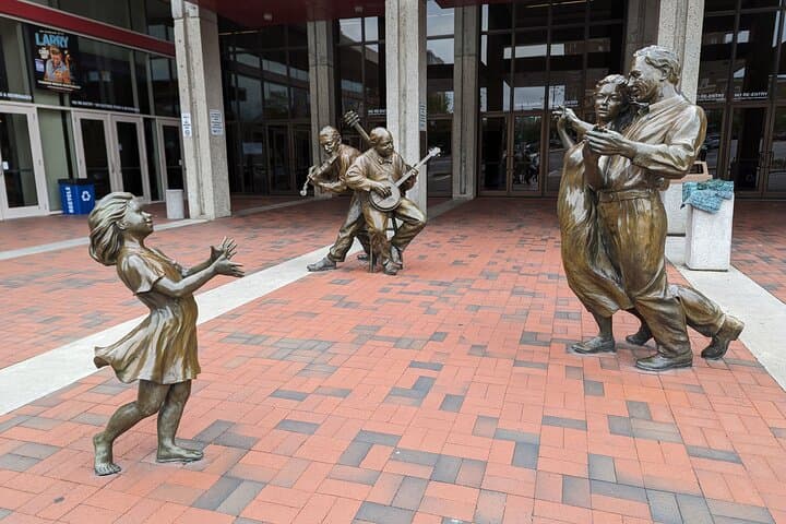 Asheville Scavenger Hunt Walking Tour — Self-Guided City Game & Historic Sights photo 3