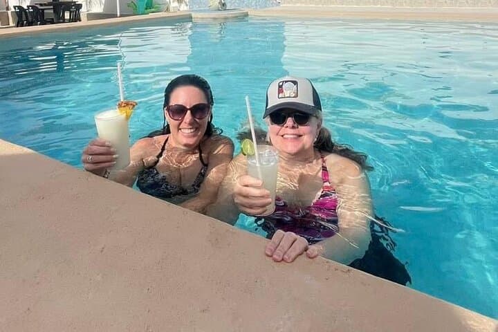 Beach House Break: 4-Hour Private Beach Club with Open Bar near Progreso photo 4