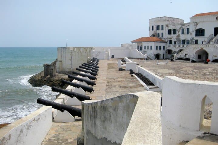 Kakum Canopy and Cape Coast Castle: Private Day Tour from Accra