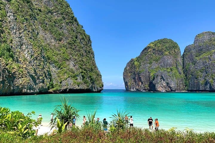 Phi Phi Island Speedboat Day Trip: Maya Bay, Monkey Beach & Khai Island