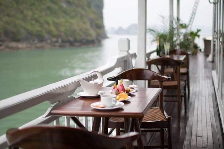 Hera Classic 2-Day Halong Bay Cruise — Balcony Cabins, Kayaks & Caves photo 6