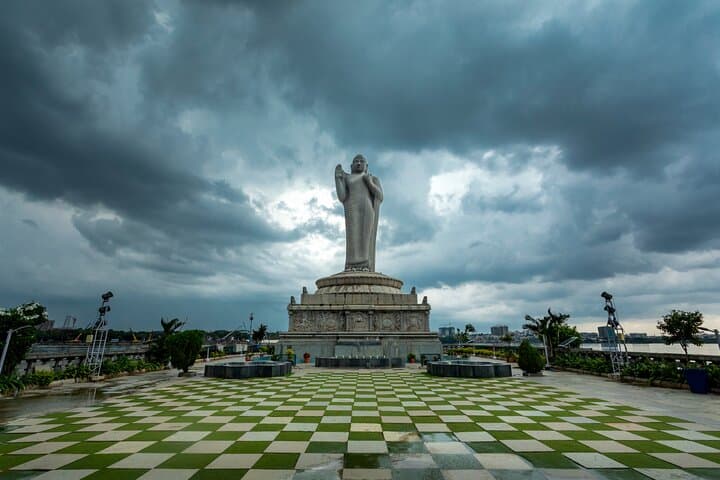 Hussain Sagar Lake Private Walking Tour: History, Statues & Lakeside Stroll