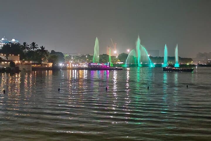 Hussain Sagar Lake Private Walking Tour: History, Statues & Lakeside Stroll photo 6