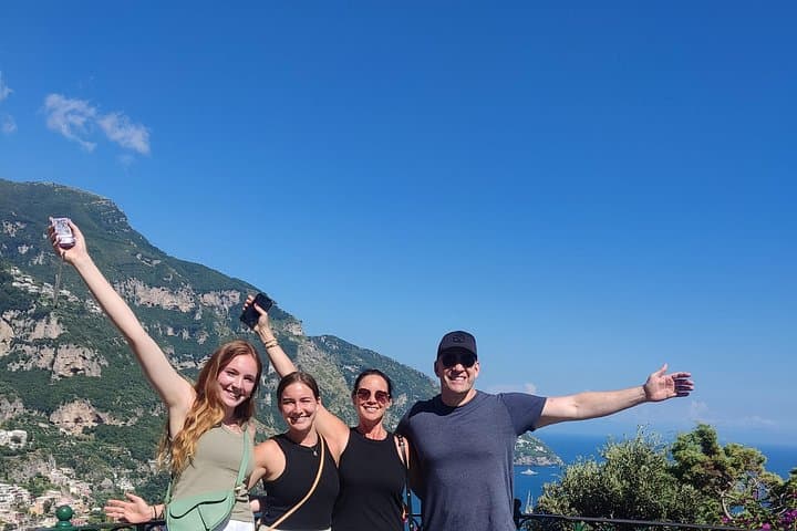 Private Positano Amalfi Coast Tour — Scenic Drive, Beach Time & Limoncello Tasting photo 3