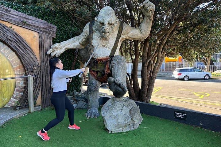 Wellington City Heights Shared Sightseeing Tour — Cable Car, Weta Cave & Coastal Views photo 2
