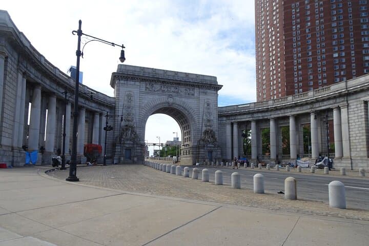 Chinatown & Little Italy Scavenger Hunt: Self-Guided Walking Tour in NYC photo 3