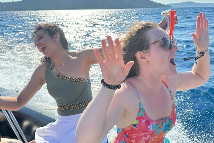 Speedboat to the Blue Lagoon: 3-Island Day Trip from Split photo 4
