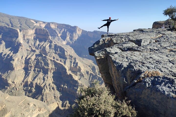 Balcony Walk at Jebel Shams: Full-Day Hike Along Oman's 'Grand Canyon' photo 1
