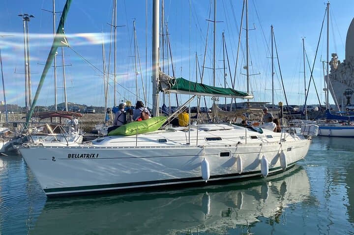 Lisbon Sunset Sailing: 2-Hour Tagus Evening Cruise with Drinks photo 2