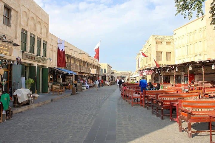 Doha Complete City Tour — Souq Waqif, Corniche, The Pearl & Katara photo 4