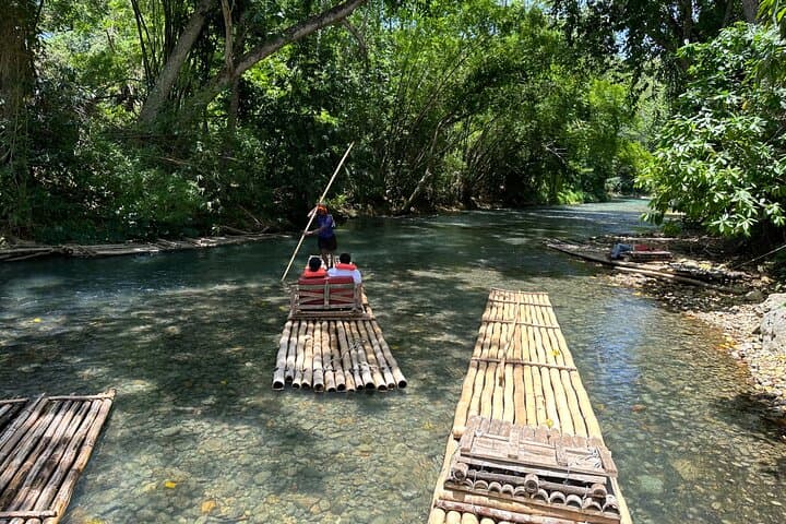 Montego Bay Bamboo Rafting and Horseback Swim: River, Beach & Local Flavors photo 3