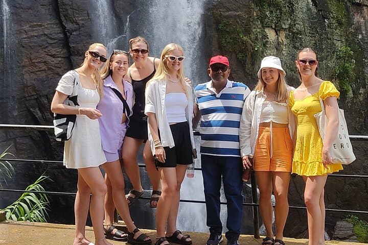 12-Day Sri Lanka Discovery: Ancient Cities, Tea Country & Wildlife Safaris