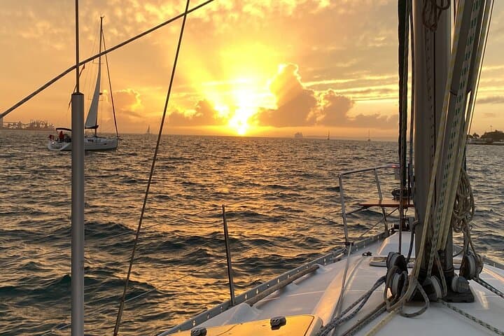 Lisbon Sunset Sailing: 2-Hour Tagus Evening Cruise with Drinks photo 6