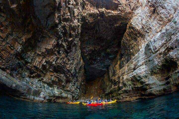 Dubrovnik Sea Kayaking Sunset Paddle: Lokrum, Betina Cave & Wine photo 2