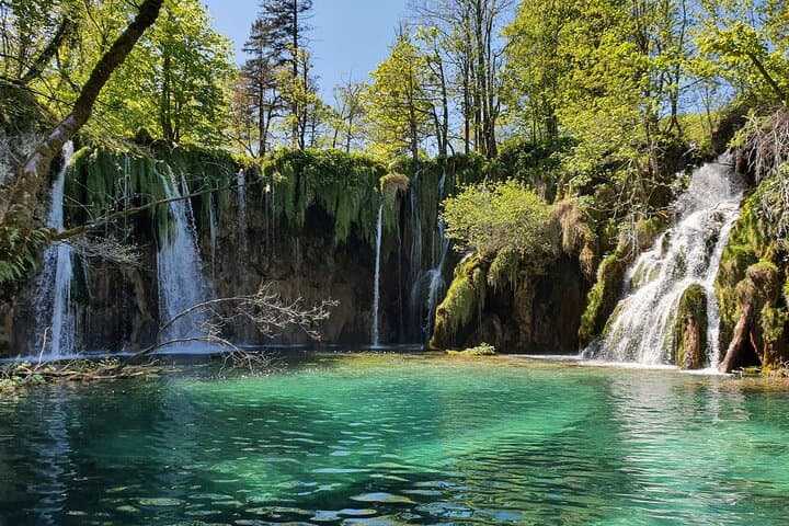 Full-Day Private Plitvice Lakes National Park Tour — Waterfalls, Walkways & Park Tips photo 2