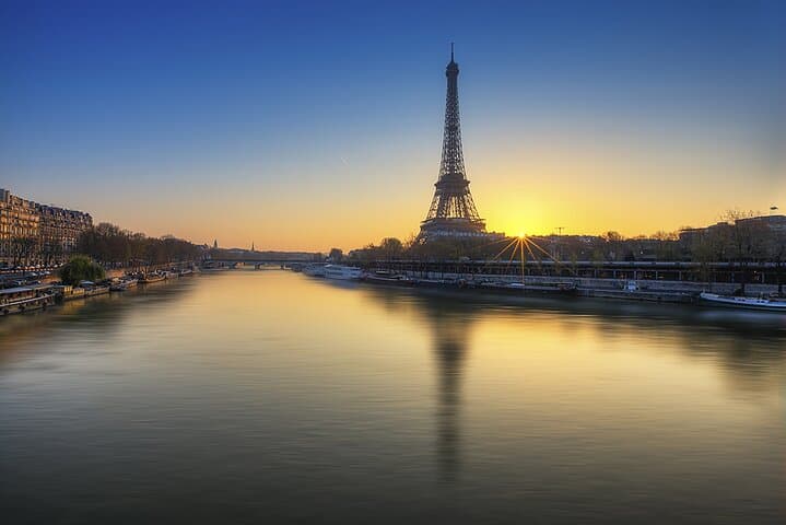 Paris Evening Illuminations Bus Tour with Eiffel Tower Summit Option