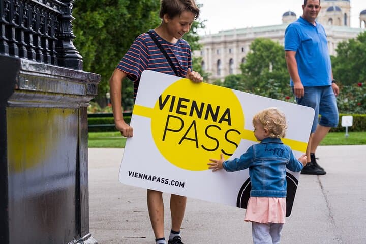 Vienna Pass Guide: Hop-On Hop-Off Bus + Museum Access (1–6 Day)