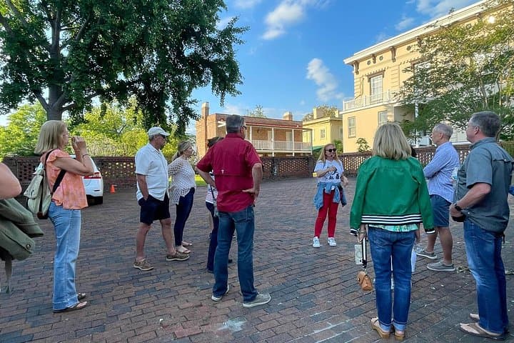 Wilmington History and Architecture Walking Tour: From Colonial Streets to Modern Film Sets photo 4