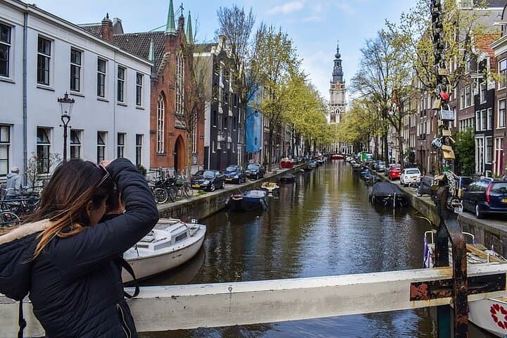 Private Amsterdam Highlights Bike Tour: 2-Hour Guided City Ride photo 5
