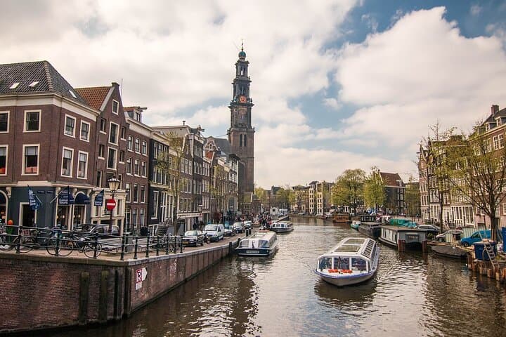 Private Amsterdam Highlights Bike Tour: 2-Hour Guided City Ride photo 6