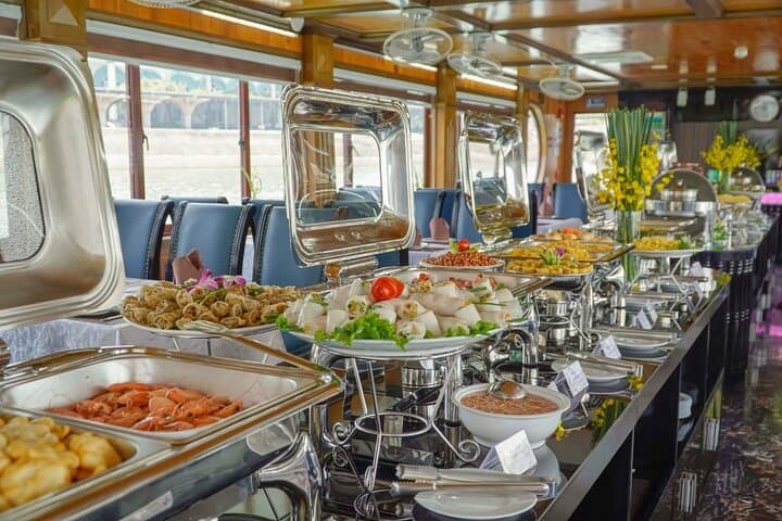Full-Day Alova Premium Cruise in Halong Bay: Sung Sot Cave, Luon Kayak & Ti Top Beach photo 5