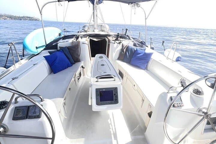 Half-Day Sailing from Catania to Acitrezza: Isola Lachea & Ulysses' Caves photo 2