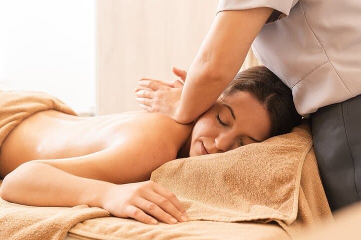 90-Minute Luxury Massage in Nouméa — Luxsa Spa Relaxation Guide