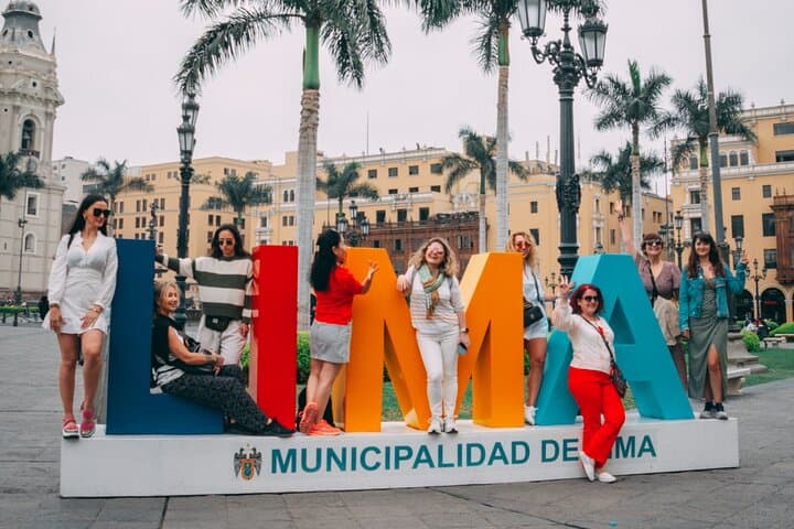 Lima Full-Day Highlights: Miraflores, Barranco & Historic Center with Lunch photo 2