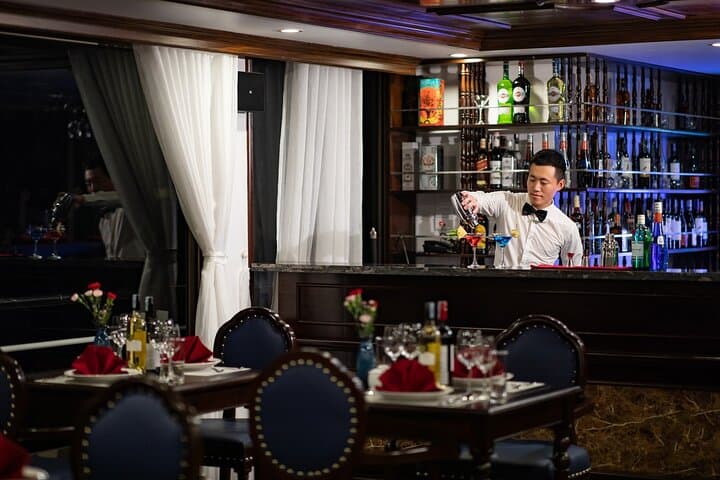 La Casta Cruise: 2-Day Luxury Halong & Lan Ha Bay Overnight photo 4