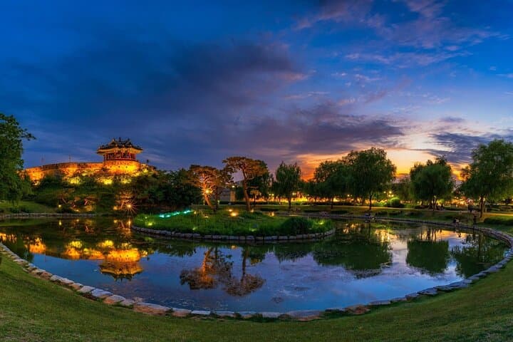 Night Walk at Suwon Hwaseong Fortress: Evening Tour from Seoul photo 3