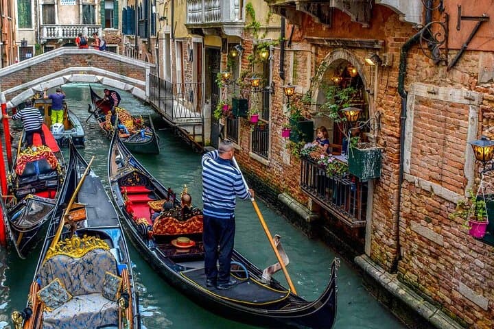 St. Mark's Square Walk and Grand Canal Gondola — Venice City Highlights