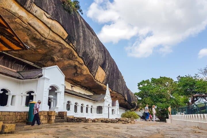 Sigiriya and Dambulla Day Tour from Colombo: Climb the Lion Rock and Explore Dambulla Caves photo 4