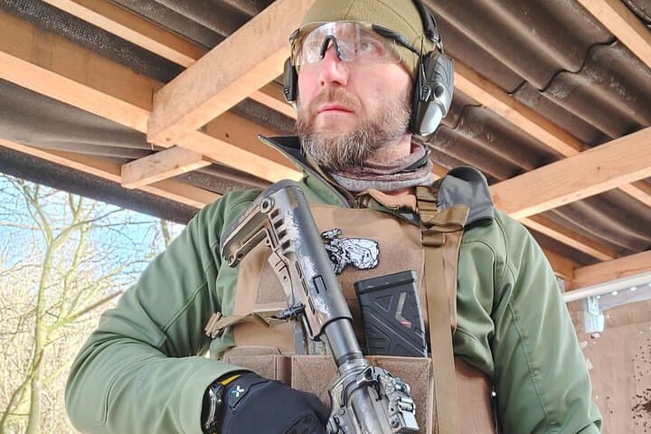 Combat Shooting Range Experience Near Krakow: Guided Firearms Training with GROM Instructors