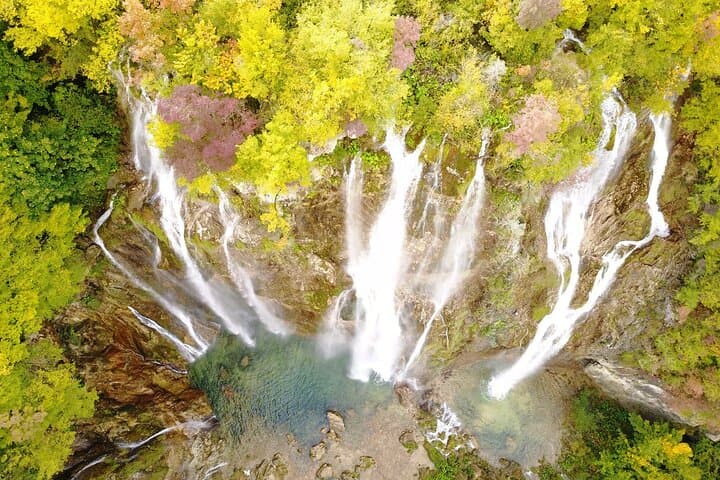 Full-Day Private Plitvice Lakes National Park Tour — Waterfalls, Walkways & Park Tips photo 3