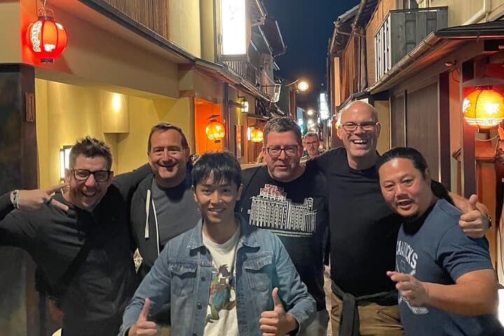 Gion Night Food Walk: Local Ramen & Hidden Izakayas in Kyoto photo 6