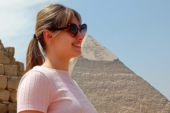 Private Guided Tour to the Giza Pyramids & Sphinx from Cairo — Skip-the-Line Experience