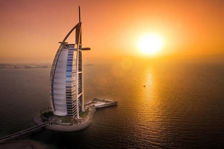 Burj Khalifa Level 124 Observation Deck and Dinner Experience photo 3
