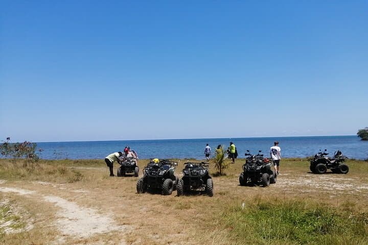 Roatan ATV Pineapple Beach Break — Politilly & Punta Gorda Adventure photo 2