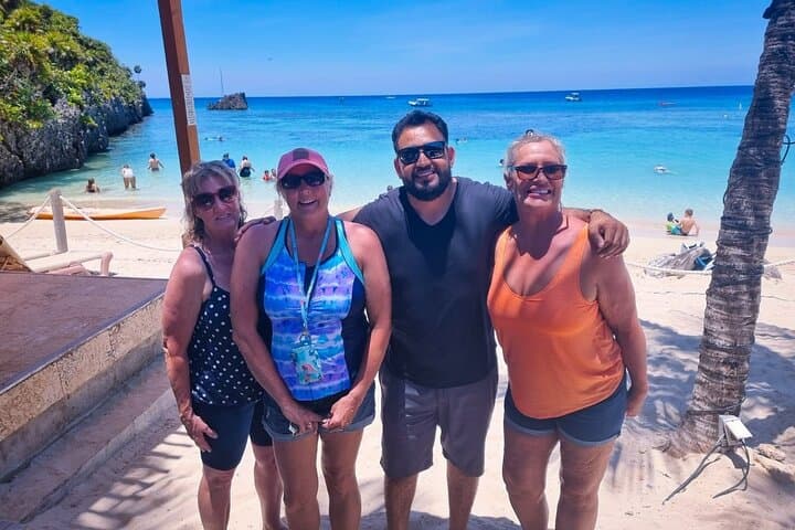 Roatan Half-Day: Coxen Hole, Mayan Eden & West Bay Beach Tour