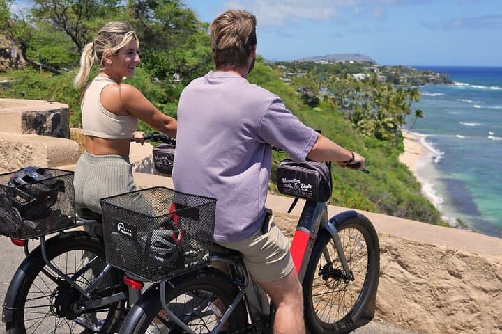 Ride Honolulu: Hawaiian-Style E-Bike Rental for City & Coast photo 2