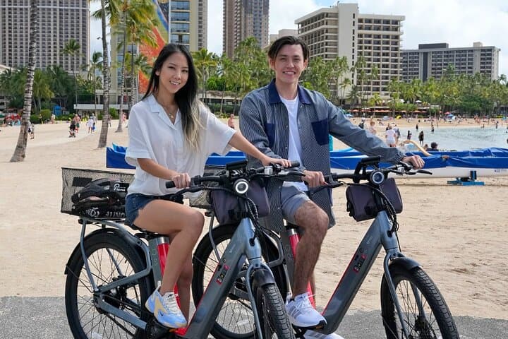 Ride Honolulu: Hawaiian-Style E-Bike Rental for City & Coast photo 3