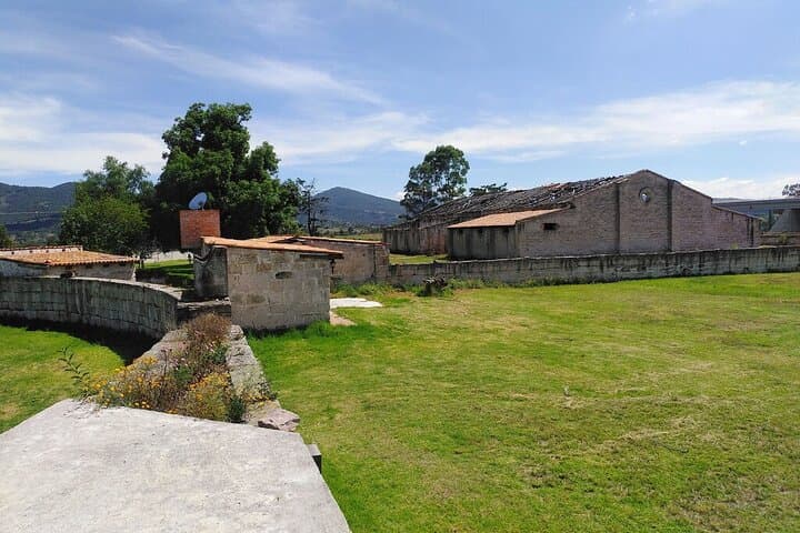 Aculco Full-Day Private Tour: History, Waterfalls & Otomí Crafts photo 4