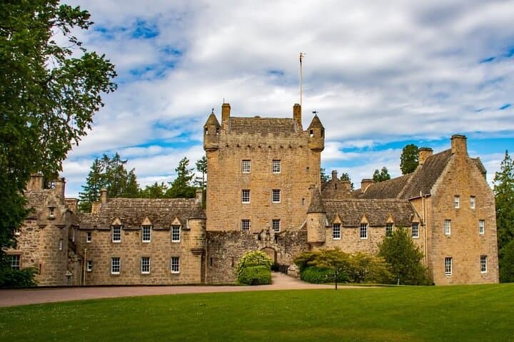 Day Tour to Loch Ness, Urquhart Castle & Culloden Battlefield from Inverness photo 5