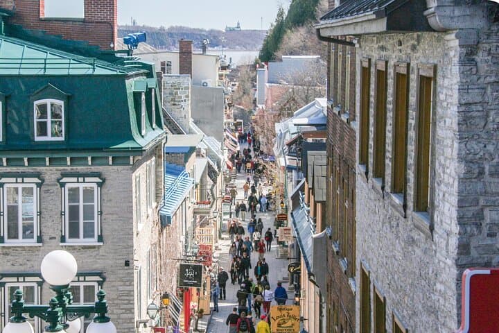 Old Quebec Scavenger Hunt: Self-Guided Audio Tour of Historic Highlights photo 3